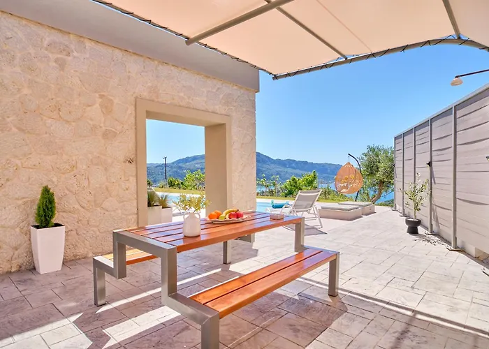 Lefkimmiatis Corfu * Afión